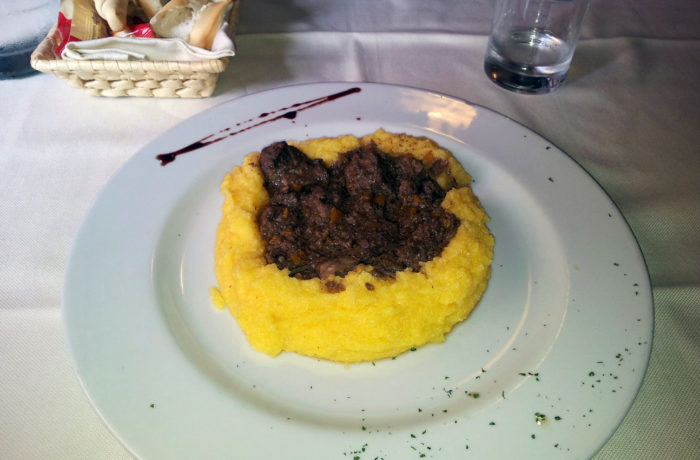 Polenta e cinghiale